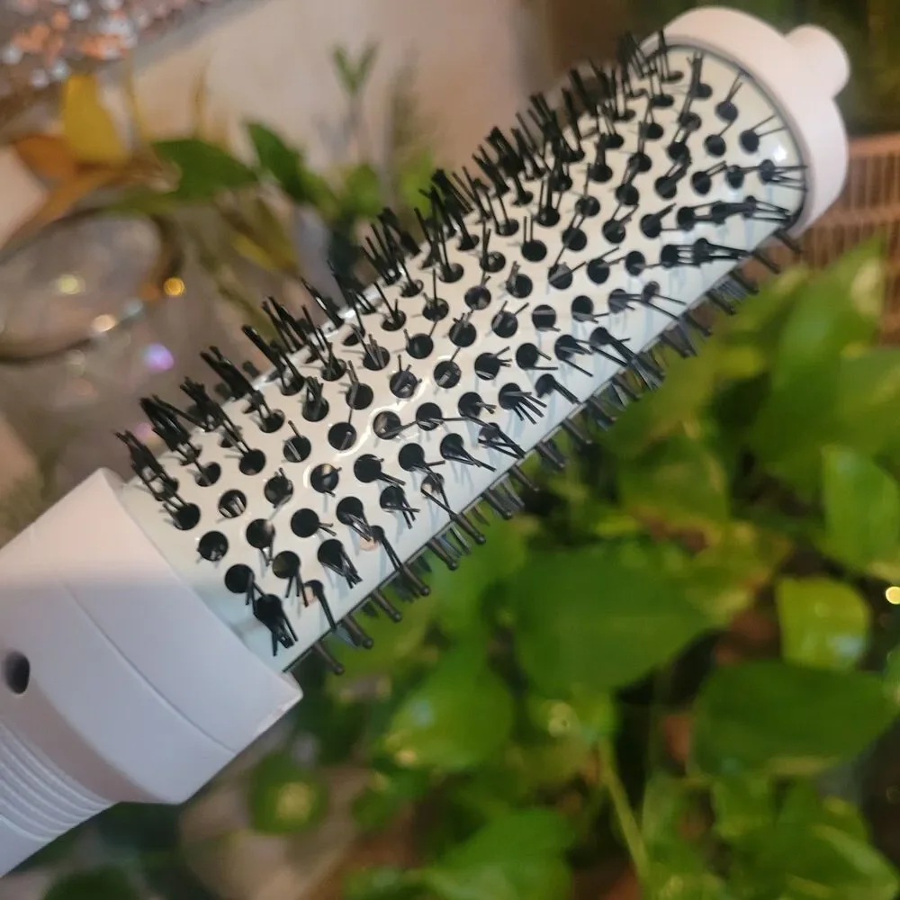 Mane It's Giving Body Hot Round Brush bounce Blowout 38MM Curler Dry